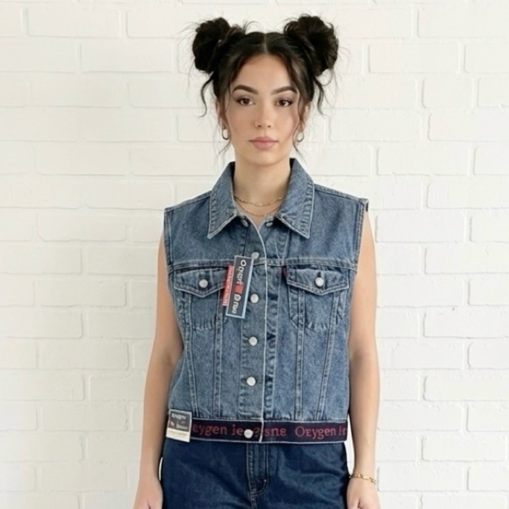 VINTAGE Oxygen Denim Vest NWT Y2K Deadstock Logo Trim Blue Jeans Size L
